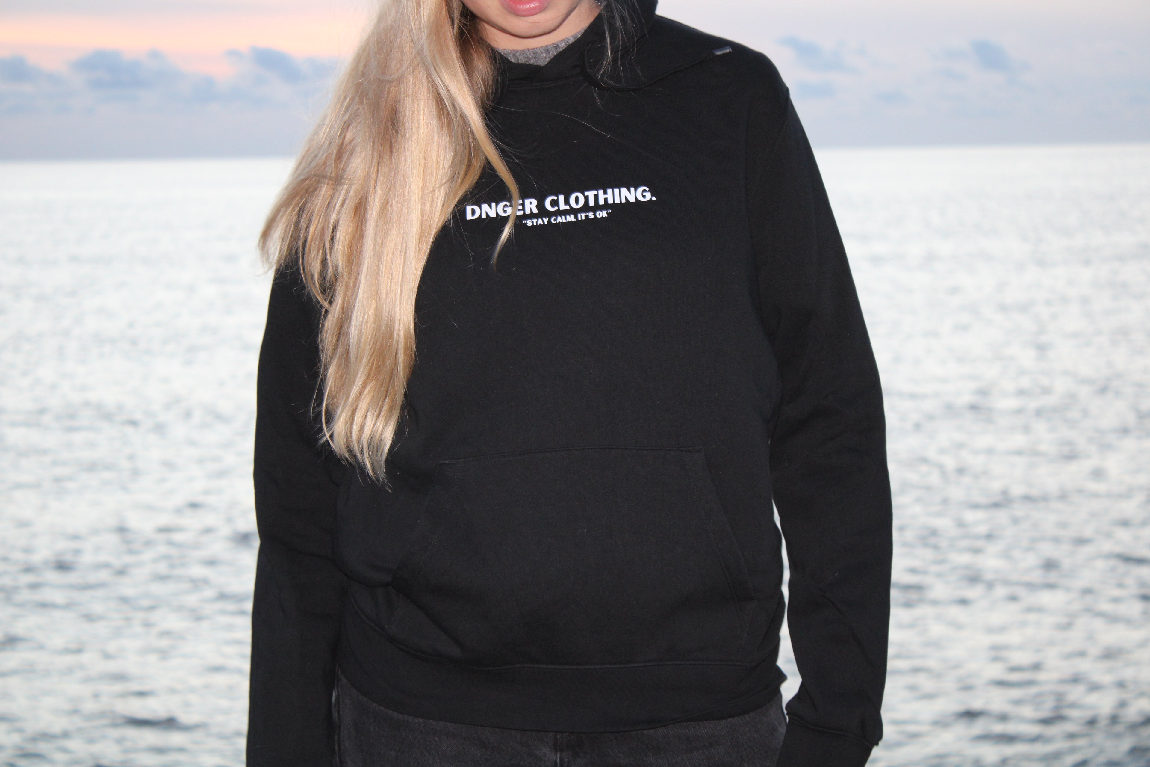 Hoodie femme - Protéger l'essentiel